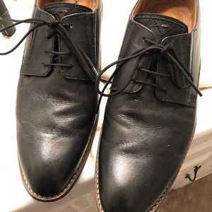 Hush Puppies men’s black dress shoes size 9